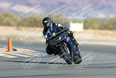 media/Jan-09-2022-SoCal Trackdays (Sun) [[2b1fec8404]]/Turn 14 (10am)/